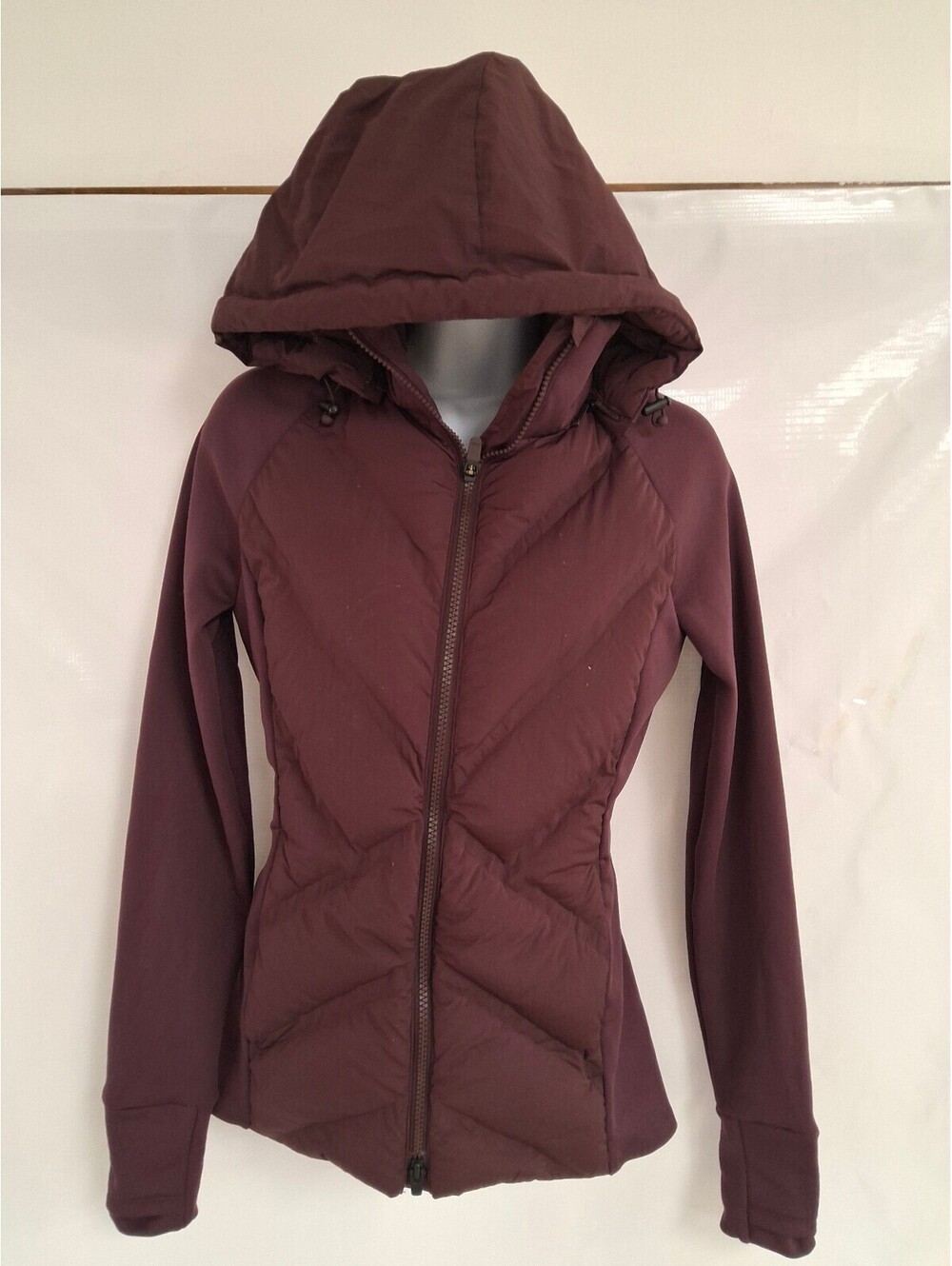 Athleta Goose Down Hooded Jacket in Burgundy XXS